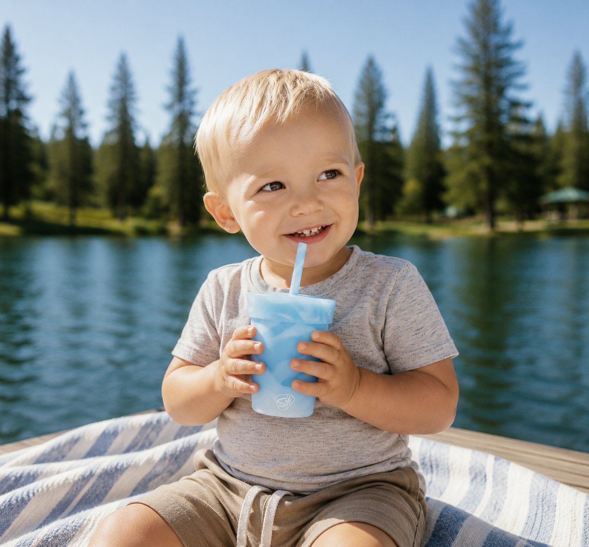 Silicone 8 oz Kids Straw Tumbler
